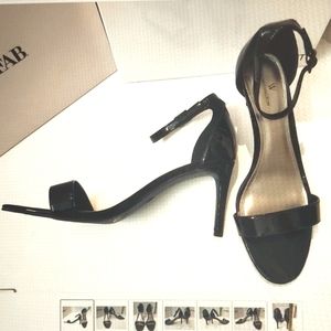 Worthington - Bristol 11m Black patent sandals